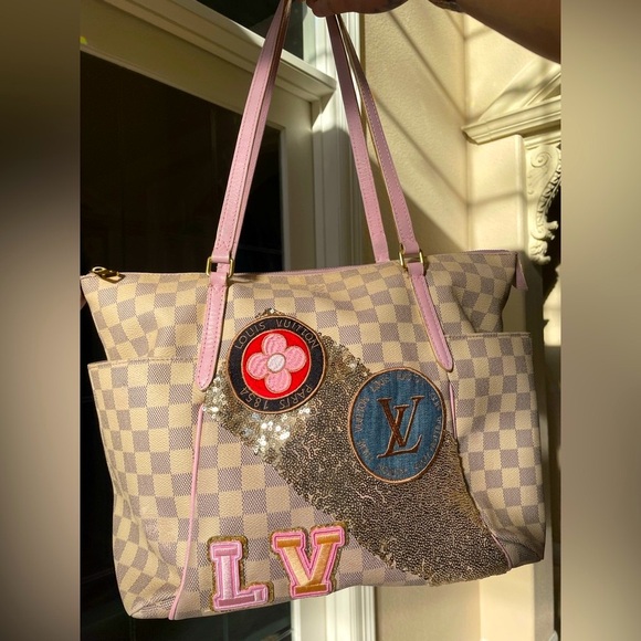 Louis Vuitton custom Totally MM custom paint patch repair. Azur pink used - Picture 1 of 16